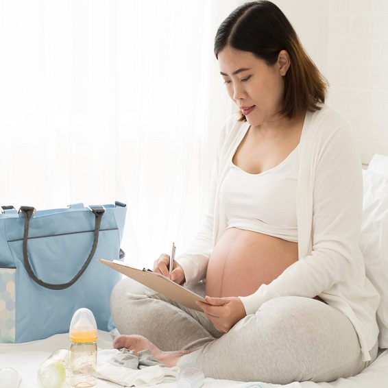 Valise de maternité : composez votre trousseau de naissance