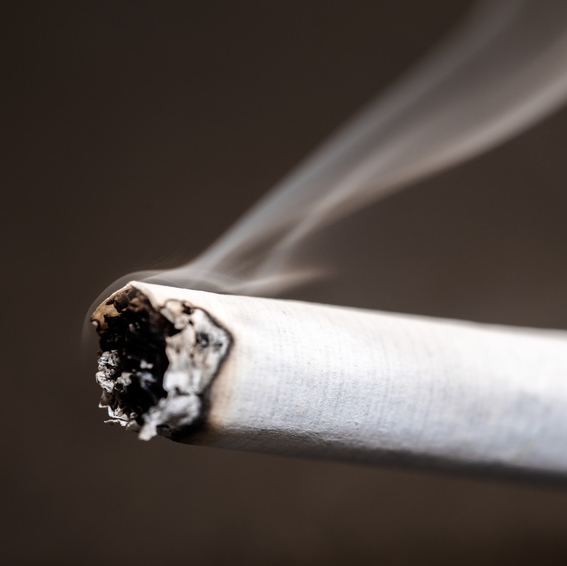 5 astuces pour éliminer l'odeur de tabac dans la maison : Femme