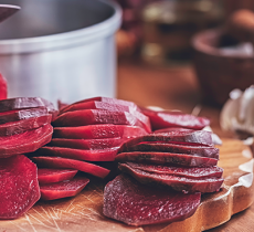 DIY : fabriquer un blush naturel et un gloss couleur betterave !