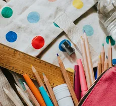 Comment personnaliser un accessoire ? notre tuto teinture tote bag !