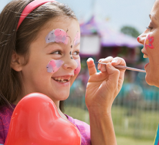 2 idées de maquillage enfant pour le carnaval de mardi gras !
