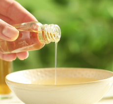 8 RECETTES POUR UN SÉRUM VISAGE MAISON 