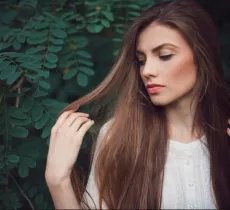 Quels sont les différents types de cheveux et quels soins apporter ?