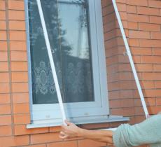 DIY : fabriquer une moustiquaire pour vivre fenêtres ouvertes !