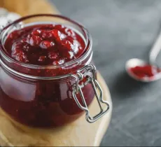 Comment enlever une tache de confiture ?