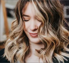 VIVE LE HAIR CONTOURING POUR REMODELER NOTRE VISAGE