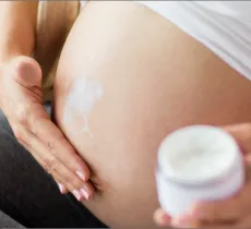 QUELS SOINS VISAGE ET CORPS ADOPTER PENDANT LA GROSSESSE ?