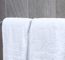 COMMENT COLLER UN SÈCHE-SERVIETTE SUR DU PLACO OU DU CARRELAGE ?