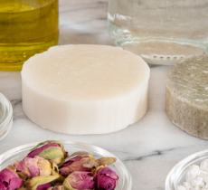 COMMENT FAIRE SON SHAMPOING SOLIDE ?