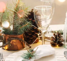 4 ASTUCES POUR UN REPAS DE NOËL ET UNE BELLE TABLE SANS SE RUINER