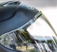 Comment nettoyer son casque de moto ou de scooter ?