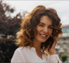 Comment se boucler les cheveux avec un fer à friser ?