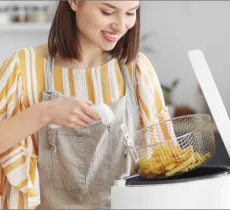 Comment nettoyer sa friteuse en 3 étapes ?