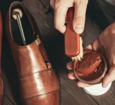 Comment bien nettoyer des chaussures en cuir ? nos 4 gestes clés !