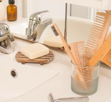 Comment bien choisir son peigne pour prendre soin de ses cheveux ?