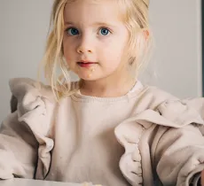 COMMENT ENLEVER UNE TACHE DE GRAS ? 