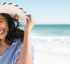 CHOUCHOUTER SES CHEVEUX EN ÉTÉ : NOS CONSEILS D'EXPERT !