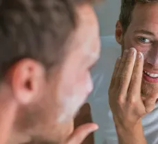 COMMENT PRENDRE SOIN DE LA PEAU D’UN HOMME ? 