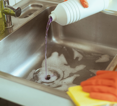 LA LESSIVE DE SOUDE : UTILISATIONS ET PRÉCAUTIONS