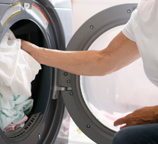 COMMENT RÉDUIRE LA CONSOMMATION D'EAU ET D'ÉLECTRICITÉ DE SON LAVE-LINGE ?
