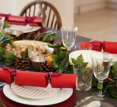 DIY : COMMENT FABRIQUER DES CRACKERS DE NOËL MAISON ? 