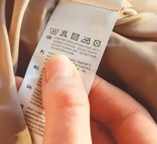 Astuces et conseils pour chouchouter vos vêtements au quotidien !