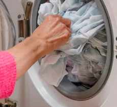 ROUTINE SOIN DU LINGE : LES 5 COMMANDEMENTS DU TRI