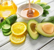 5 ingrédients naturels de base pour votre routine beauté