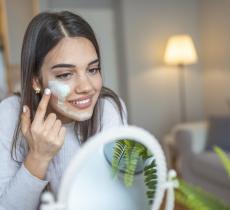 Comment réduire les pores dilatés du visage ?