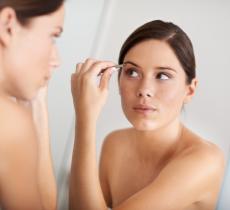 Epilation des sourcils : les 5 erreurs à éviter !