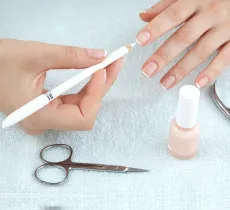 Comment réaliser une french manucure parfaite ?