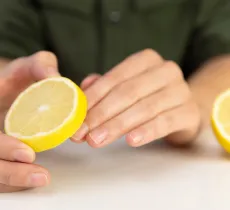 Comment retrouver des ongles plus blancs ? nos 3 astuces !