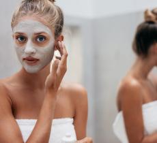 Comment utiliser l’argile et la boue dans ses soins beauté ?