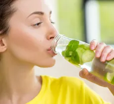 Pourquoi et comment bien s’hydrater ? tous les atouts beauté !