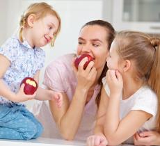 Comment avoir les dents blanches grâce à son alimentation ?