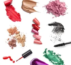 Produits de beauté et maquillage : les erreurs à éviter quand on se fait belle !