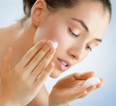 Comment identifier son type de peau et adopter les bons soins ?