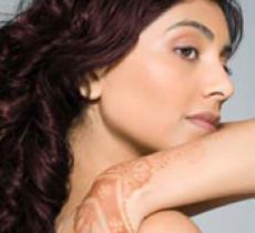 La coloration au henné : un soin millénaire pour cheveux