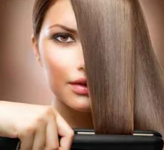 Quelles différences entre un lissage brésilien et un lissage japonais pour détendre les cheveux ?