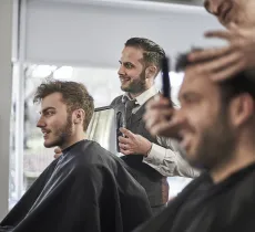 5 coiffures homme pour tous les styles et types de cheveux !