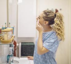 Double nettoyage du visage : comment adopter ce rituel soin ?