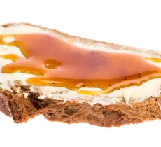 Comment enlever une tache de miel ? notre astuce en trois étapes !