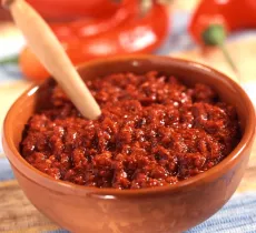 Comment enlever une tache de harissa ?