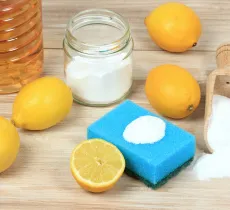 Comment enlever une tache jaune ?