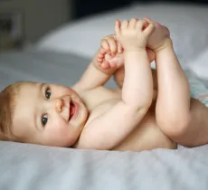 Comment nettoyer une tache d’excrément ?