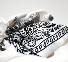 Comment laver un foulard ? coton, soie, pashmina : toutes nos astuces ! 