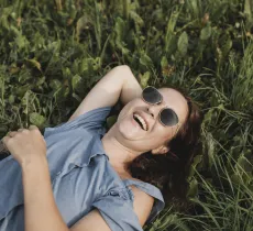 Quels tissus d’été porter pour se protéger de la chaleur et du soleil ?