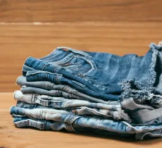 Comment recyclez votre vieux jean ? vive le short tendance ?