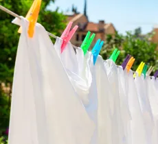 Comment blanchir du linge jauni naturellement ?