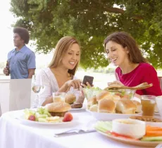 5 pistes pour développer de bonnes relations avec vos voisins !